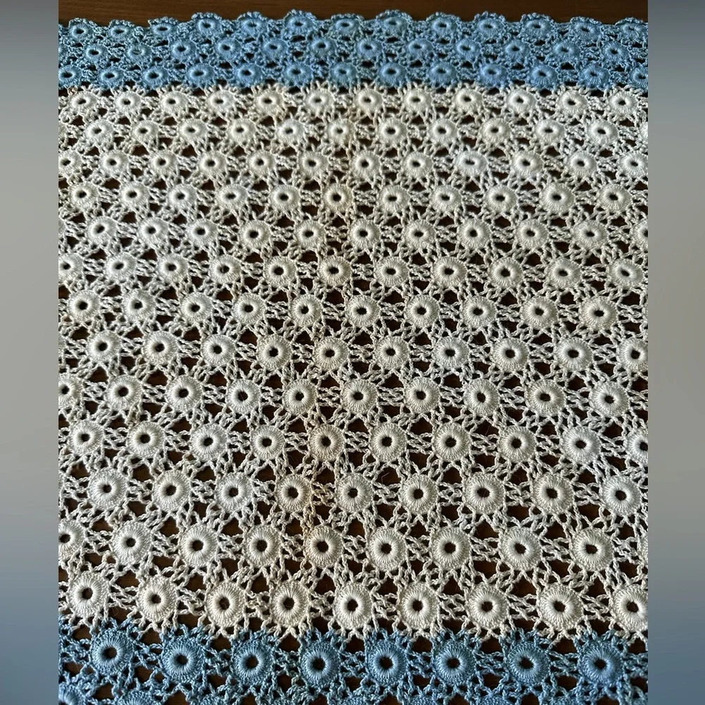 Vintage Hand-Tatted Dresser Scarf or Table Runner Star Blossom Grandma Handmade